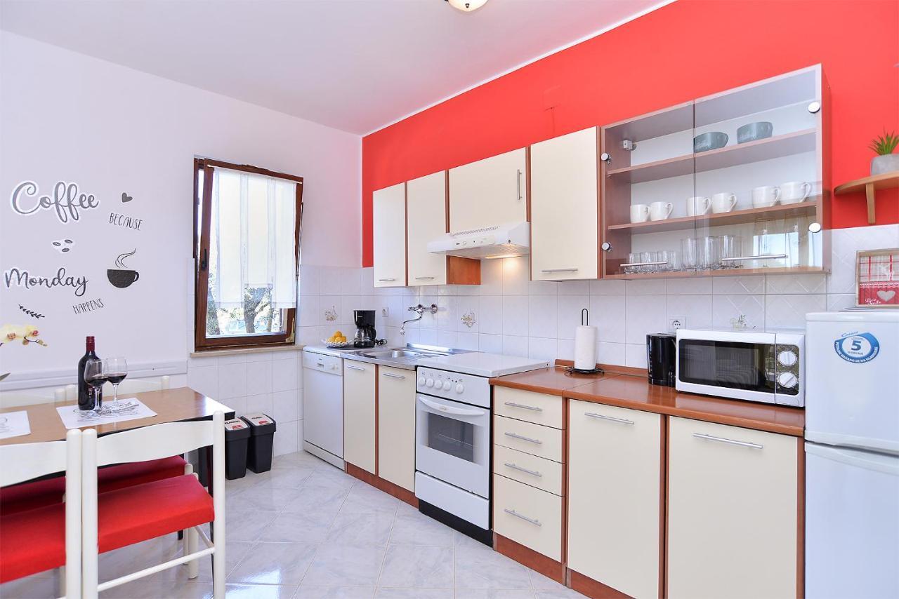 Apartment 1021 Fazana Bagian luar foto